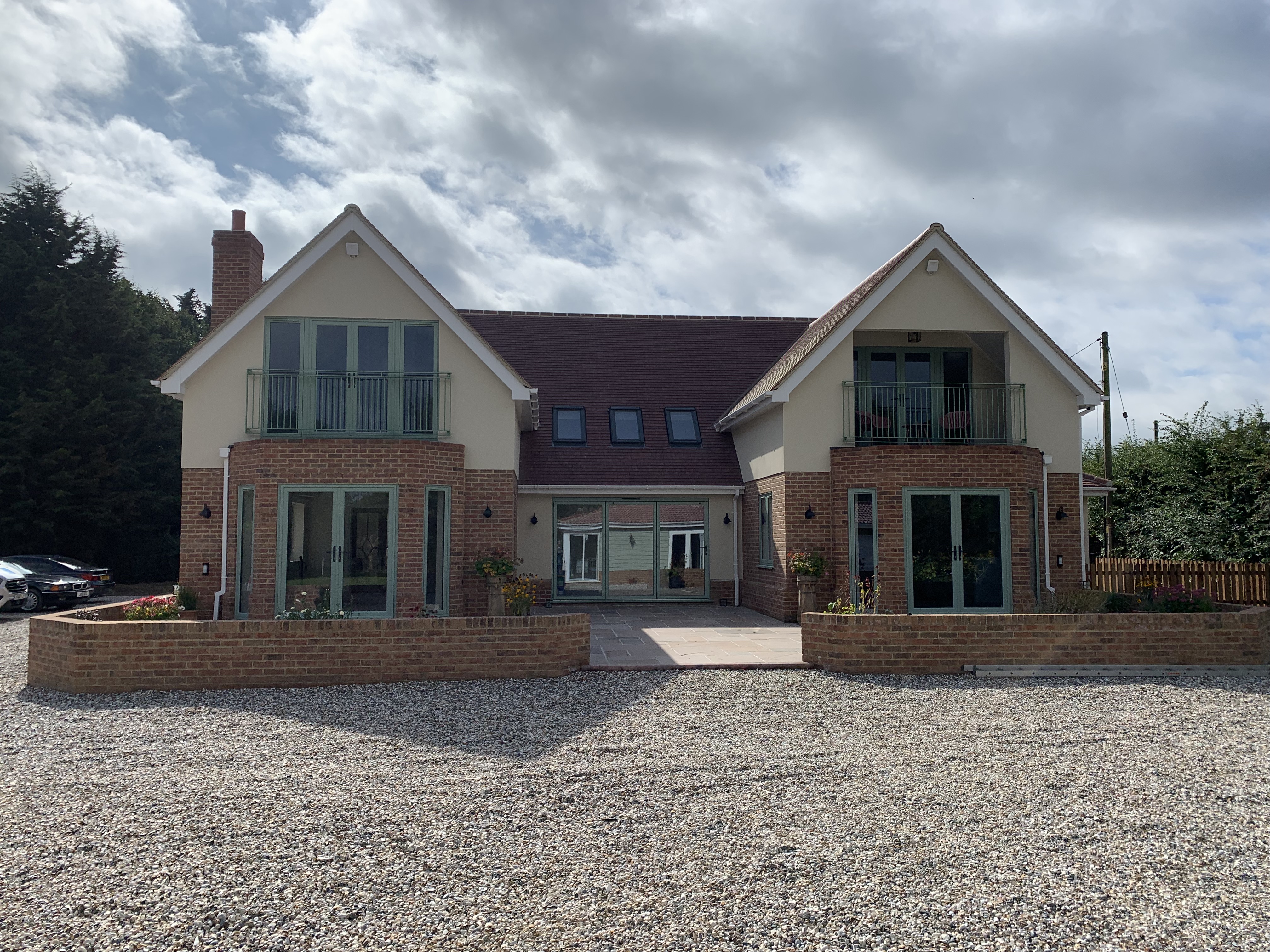 Smallgains Lane, Stock